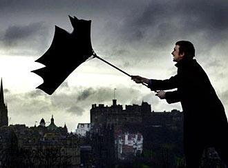#UmbrellaDay not the best Scottish weather but hope continues to see a journeys end with an intact umbrella http://t.co/cC90ZWXyq2