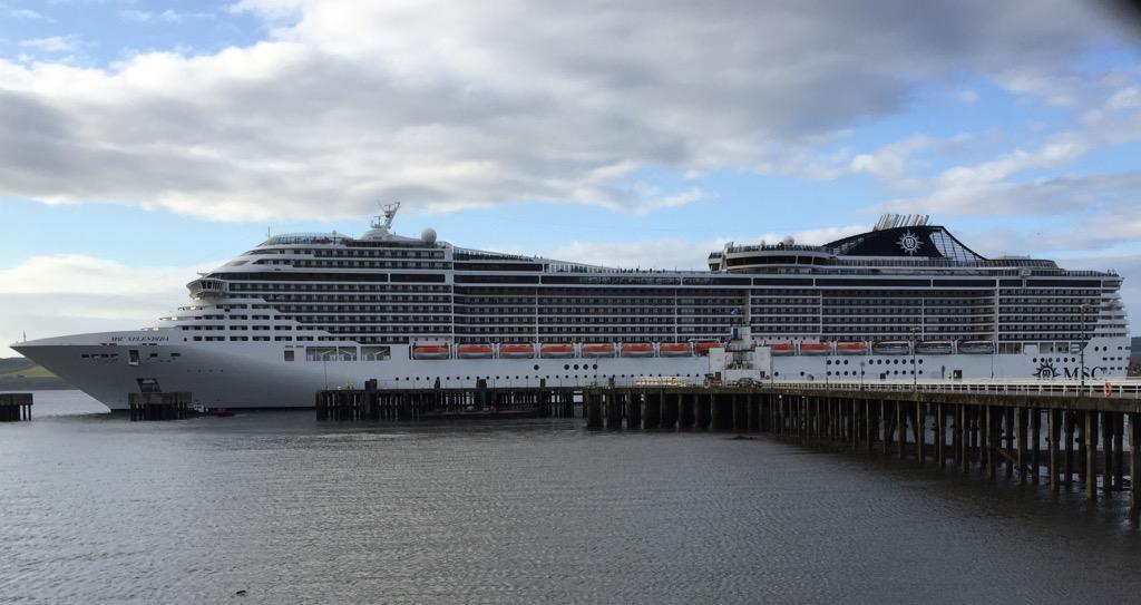 We are having a very busy day with #MSCSplendida #invergordon http://t.co/f8cw491CVj